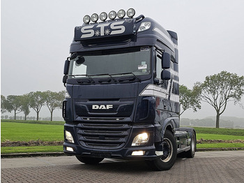 Tractor unit DAF XF 530