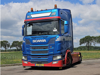 Tractor unit SCANIA R 410