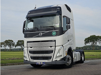 Tractor unit VOLVO FH 500