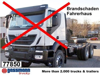 Cab chassis truck IVECO Trakker