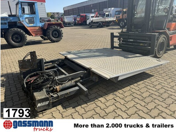 Semi-trailer