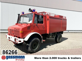 Fire truck UNIMOG U1300