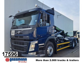 Hook lift truck VOLVO FM 330