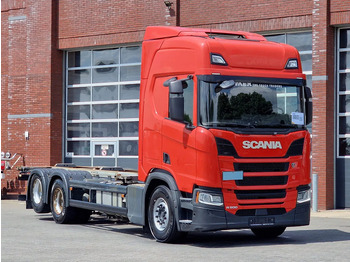 Container transporter/ Swap body truck SCANIA R 500