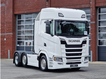 Tractor unit SCANIA