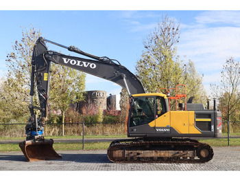 Crawler excavator VOLVO EC200