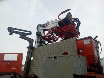 Dropside/ Flatbed semi-trailer Fruehauf: picture 3