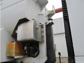 Hook lift truck Renault Premium 400: picture 5