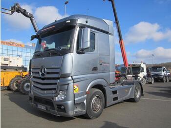 Tractor unit MERCEDES-BENZ Actros 1845