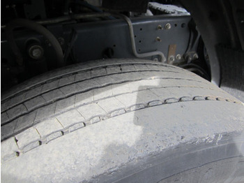 Tractor unit Renault Premium 460 DXI: picture 3