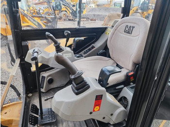 Mini excavator Caterpillar 302.5C: picture 5 Mini excavator Caterpillar 302.5C: picture 5