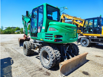Wheel excavator TAKEUCHI