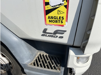 Box truck DAF LF 220: picture 3