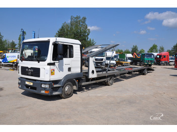 Autotransporter truck MAN TGL 8.240