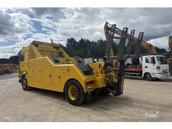 Autotransporter truck Scania R 143: picture 2