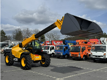 Telescopic handler JCB