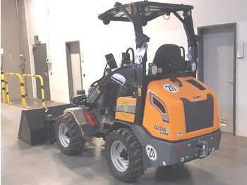 Skid steer loader Giant G 2200 E X-Tra Elektro / electric: picture 4 Skid steer loader Giant G 2200 E X-Tra Elektro / electric: picture 4