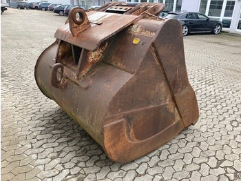 Excavator bucket