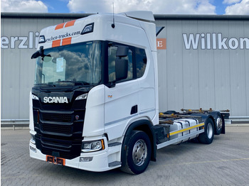 Container transporter/ Swap body truck SCANIA R 450