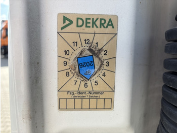 Hook lift truck Volvo FM 6x2 Abrollkipper: picture 5