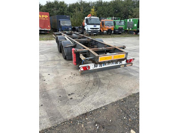 Container transporter/ Swap body trailer FRUEHAUF