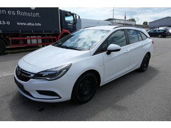 Car OPEL