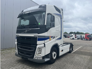Tractor unit VOLVO FH 460