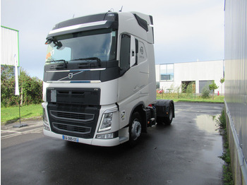 Tractor unit VOLVO FH 500