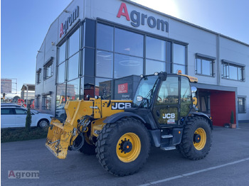Telescopic handler JCB