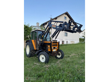 Farm tractor RENAULT