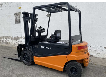 Electric forklift STILL R60