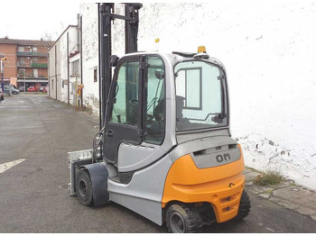 Electric forklift STILL RX60