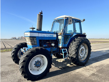 Farm tractor FORD