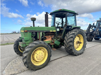 Farm tractor JOHN DEERE 40 Series
