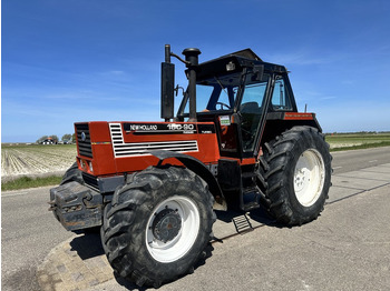 Farm tractor NEW HOLLAND