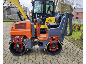 Roller Dynapac CC900: picture 3