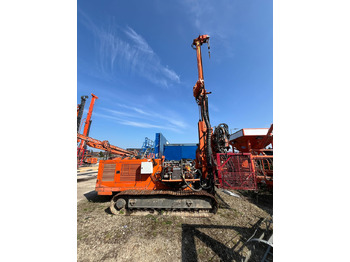 Pile driver KLEMM