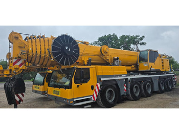 Mobile crane LIEBHERR