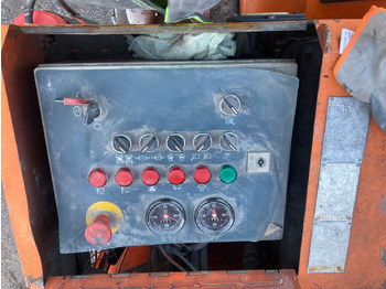 Drilling rig Tamrock Commando 120R: picture 5