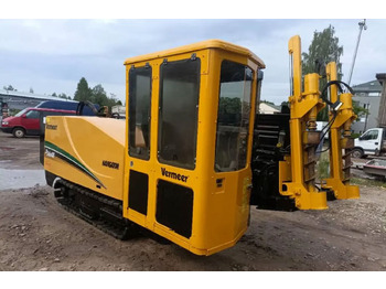 Directional boring machine VERMEER