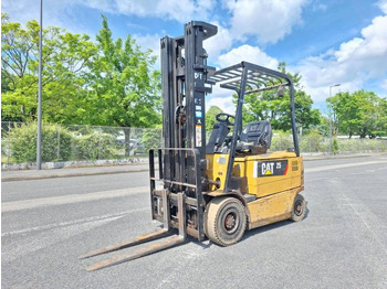 Electric forklift CATERPILLAR EP
