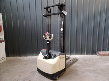 Stacker CROWN