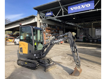 Mini excavator VOLVO EC18E