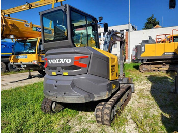 Mini excavator Volvo EC37F: picture 2 Mini excavator Volvo EC37F: picture 2