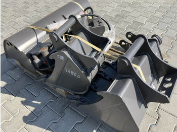 Backhoe loader VOLVO EC18