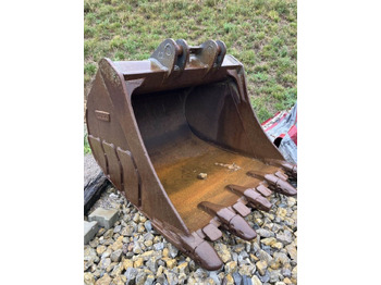 Backhoe loader VOLVO