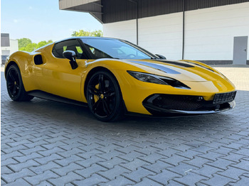 Car FERRARI