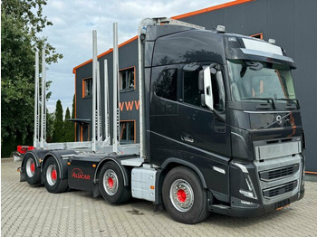 Timber truck VOLVO FH16 750