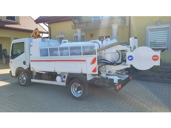 Vacuum truck RENAULT Maxity 140