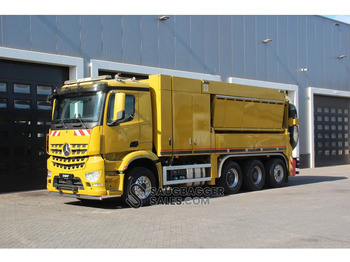 Vacuum truck MERCEDES-BENZ